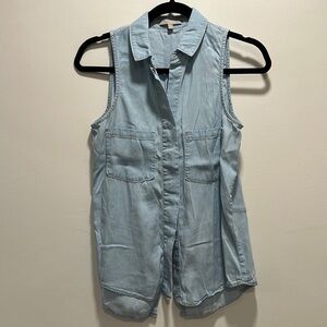 𝅺JOAN Vass Chambray Denim Shirt S/S Size S